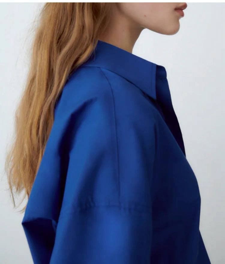 BLue poplin shirt