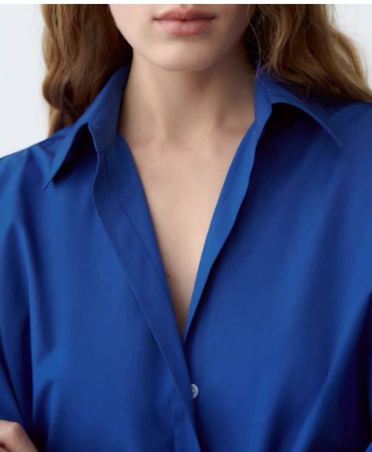 BLue poplin shirt