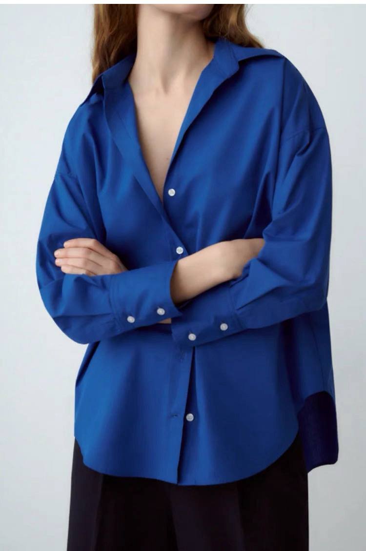 BLue poplin shirt