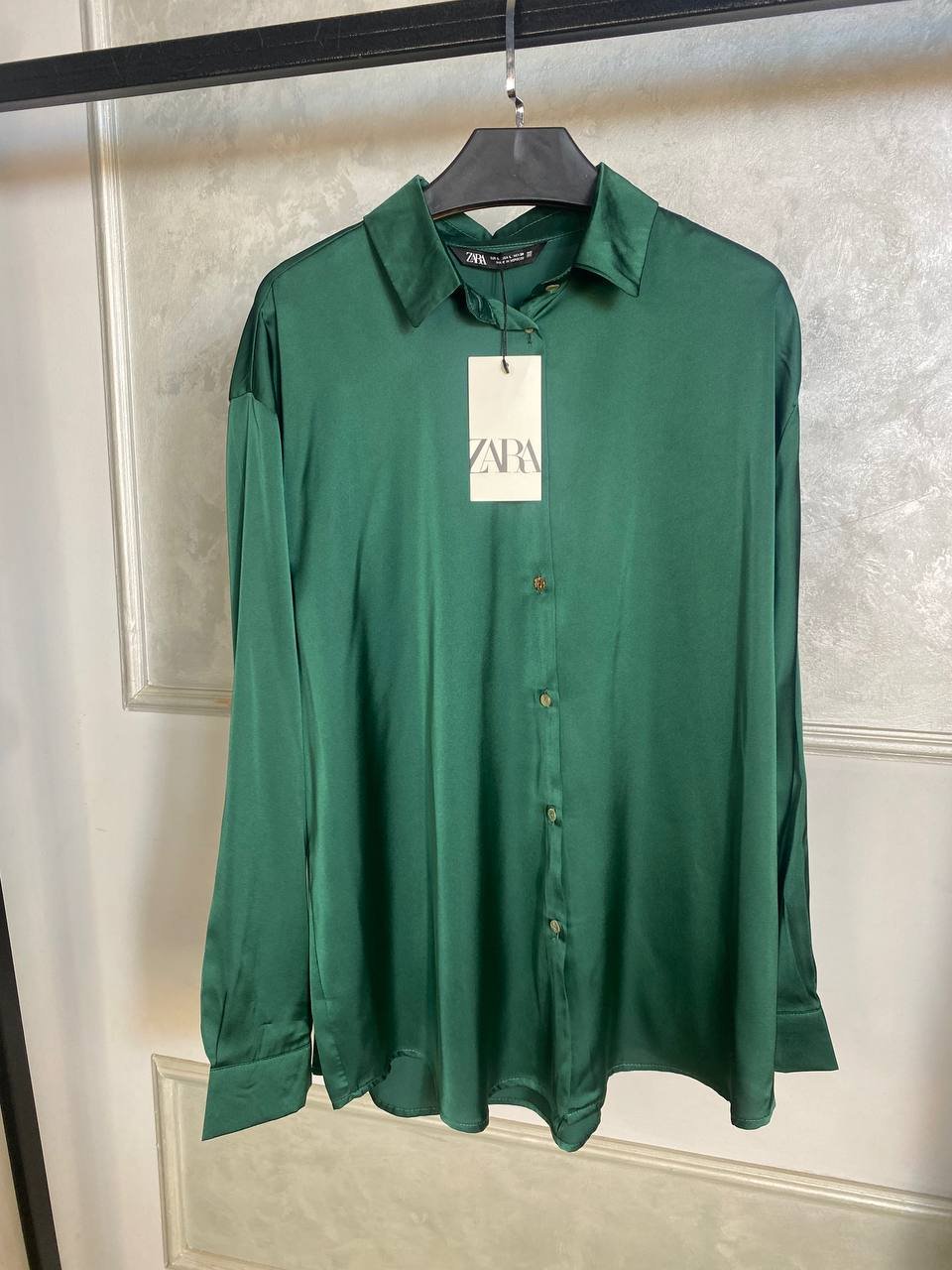 Basic satin shirt